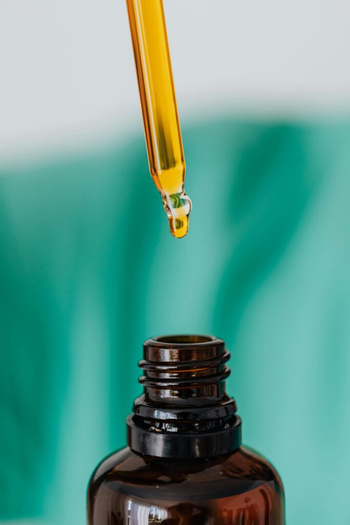 Castor Oil Massage in Centurion – Natural Healing Benefits for Skin, Muscles, and Detox