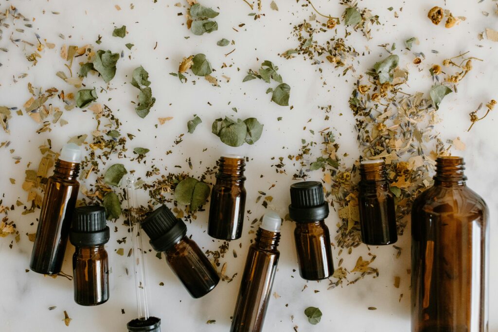 Castor Oil Benefits for Muscle Health, Recovery, and Natural Wellness
