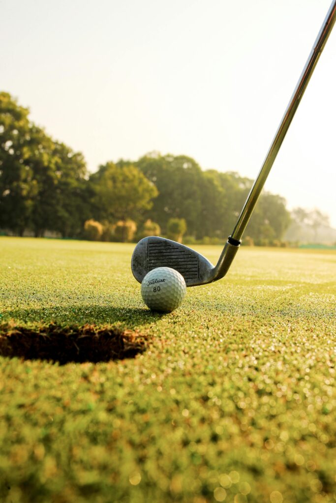 Deep Blue Oil for Golfers: Muscle Relief & Recovery Support